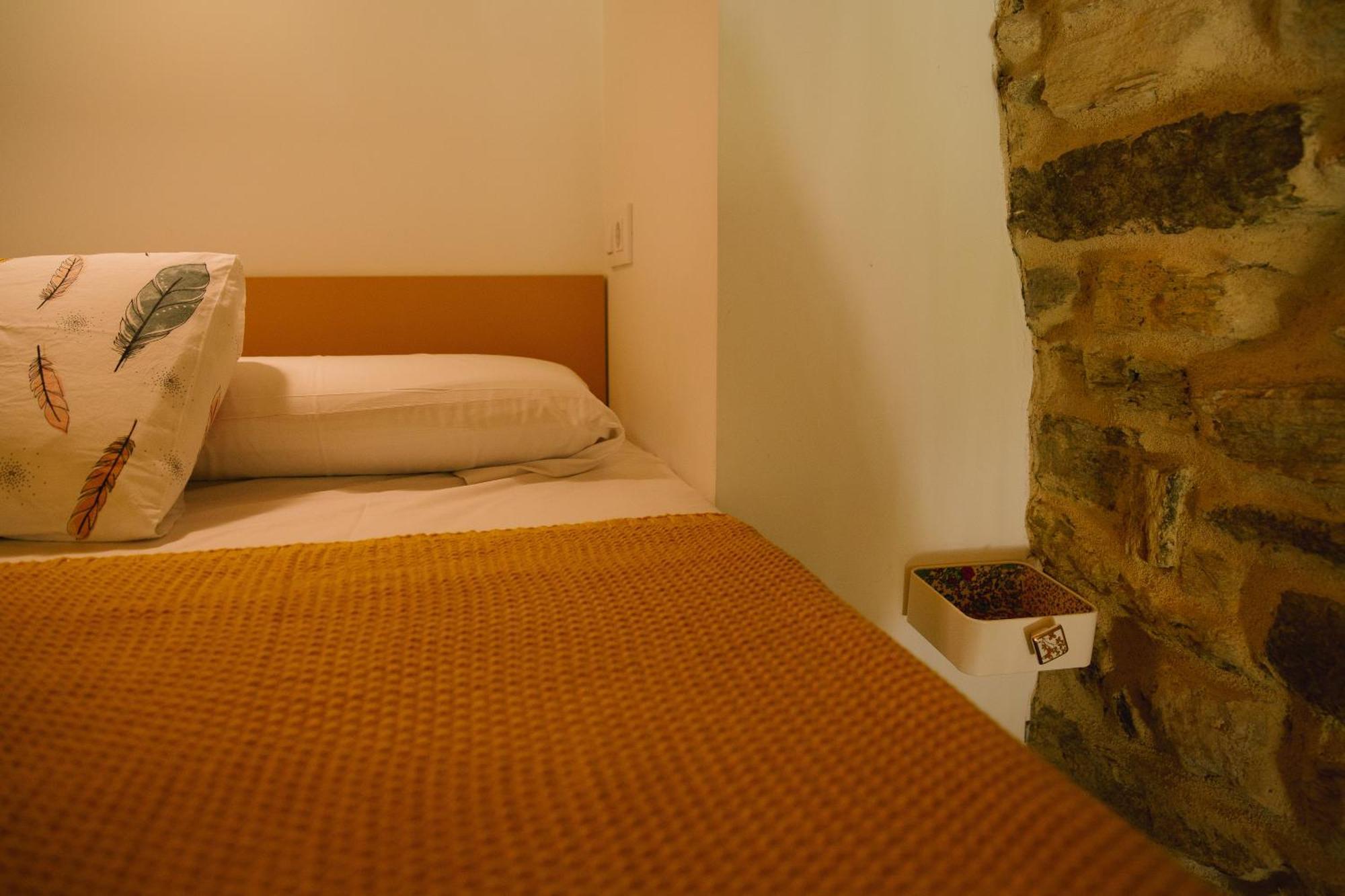 Roompedra Apartamentos Turisticos ซานติอาโก เด กอมโปสเตลา ภายนอก รูปภาพ