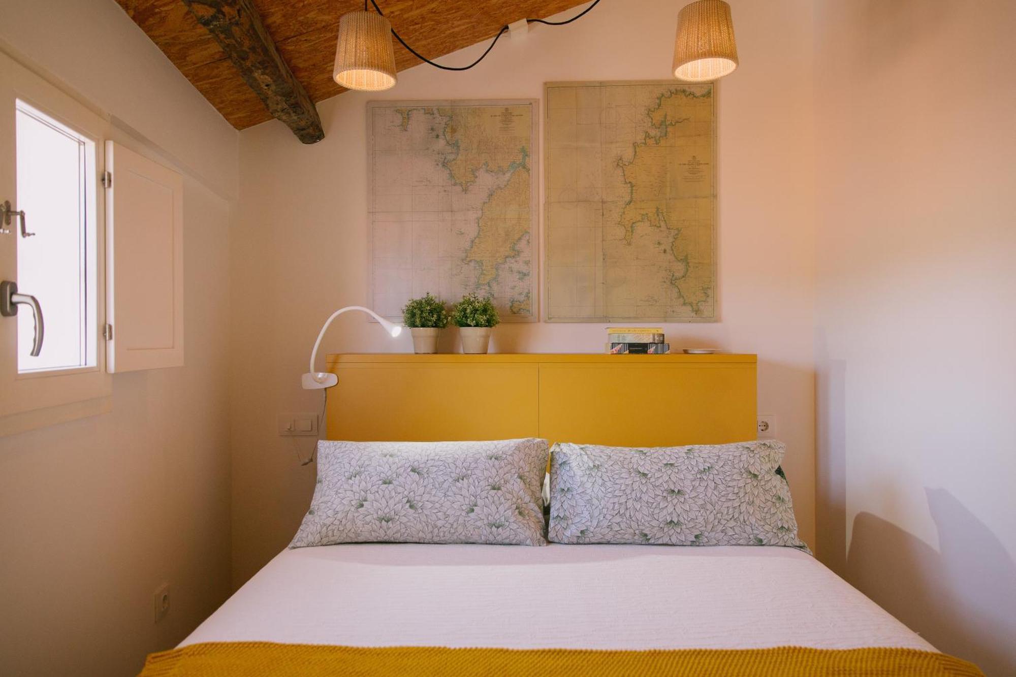 Roompedra Apartamentos Turisticos ซานติอาโก เด กอมโปสเตลา ภายนอก รูปภาพ