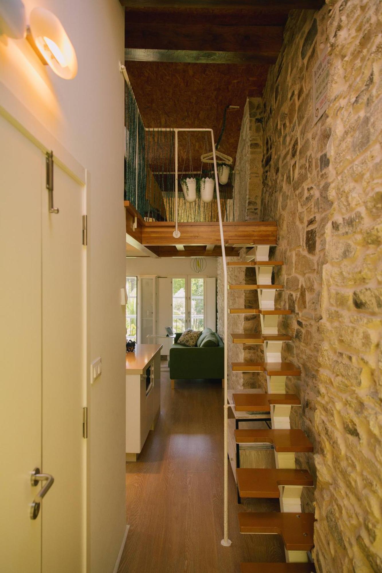 Roompedra Apartamentos Turisticos ซานติอาโก เด กอมโปสเตลา ภายนอก รูปภาพ